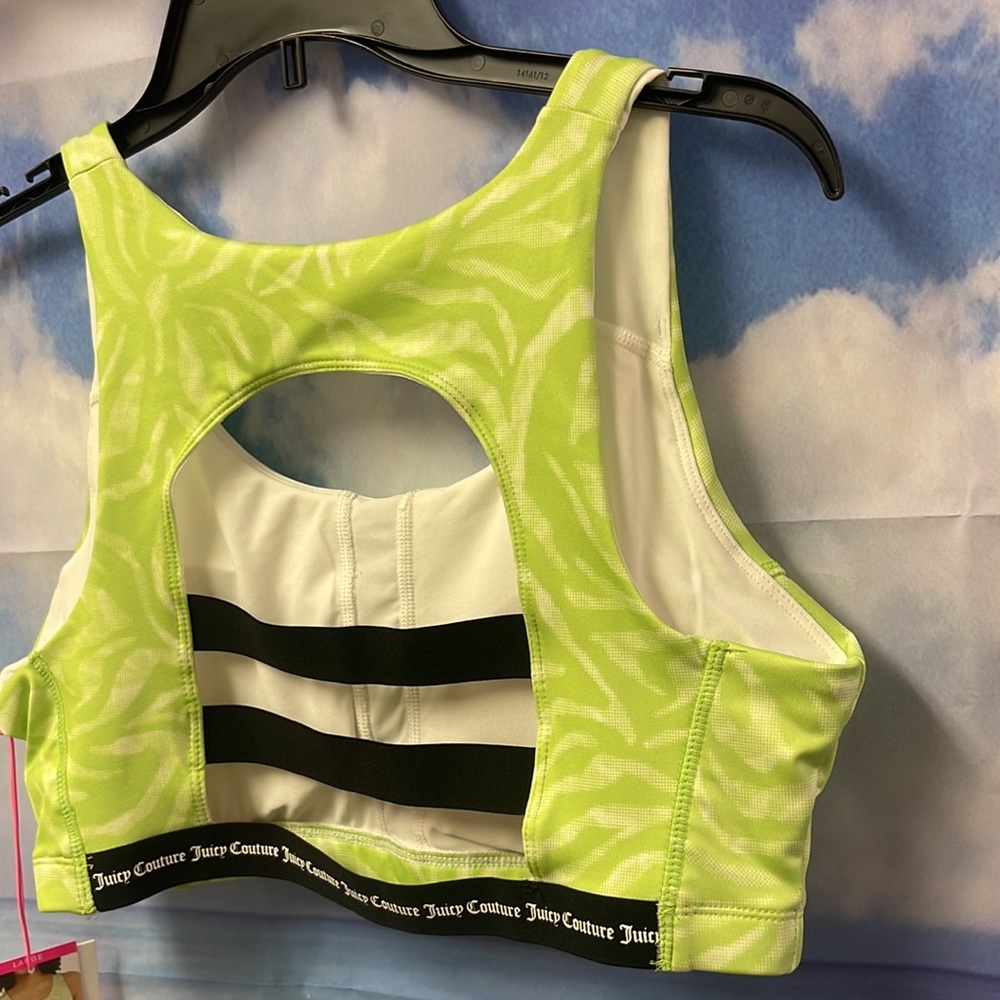 Brand new with tags Woman’s Juicy Couture Sport - Z-pop bra. Size is Large. - Picture 9 of 14